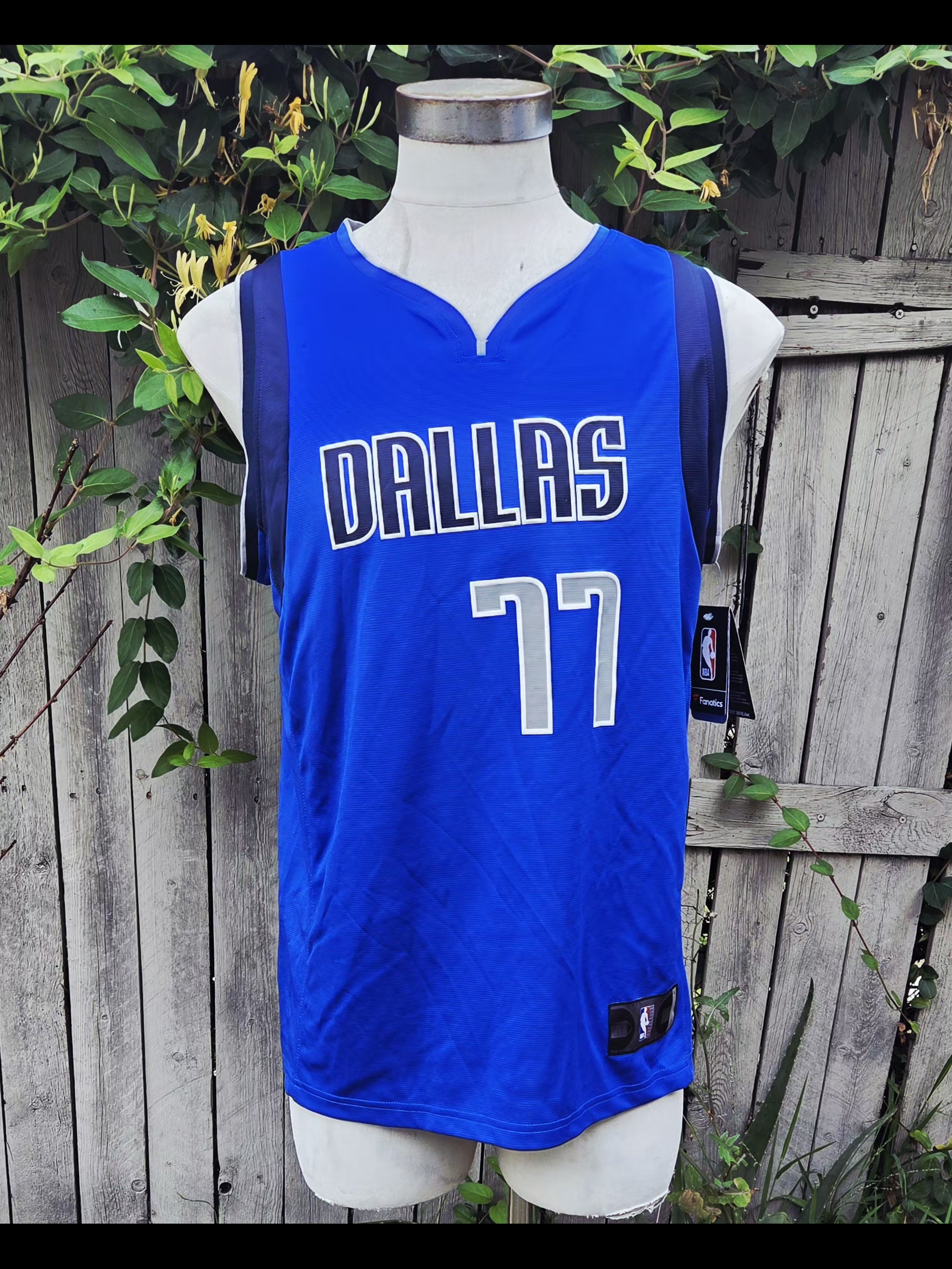 Dallas Luka Doni 77 Blue Basketball Jersey Fanatic Brand New Whit Tags